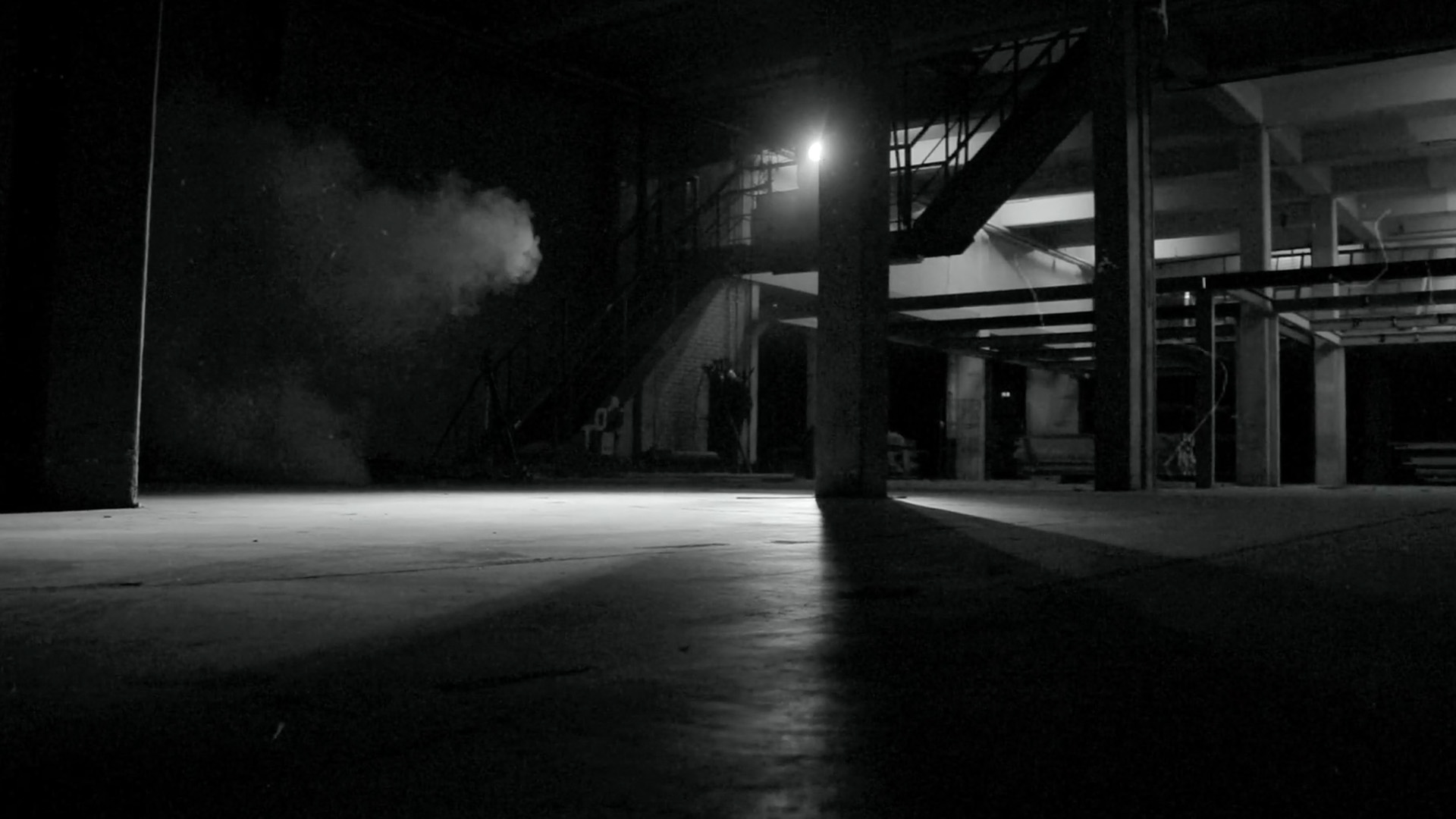 AIR Amsterdam — Format